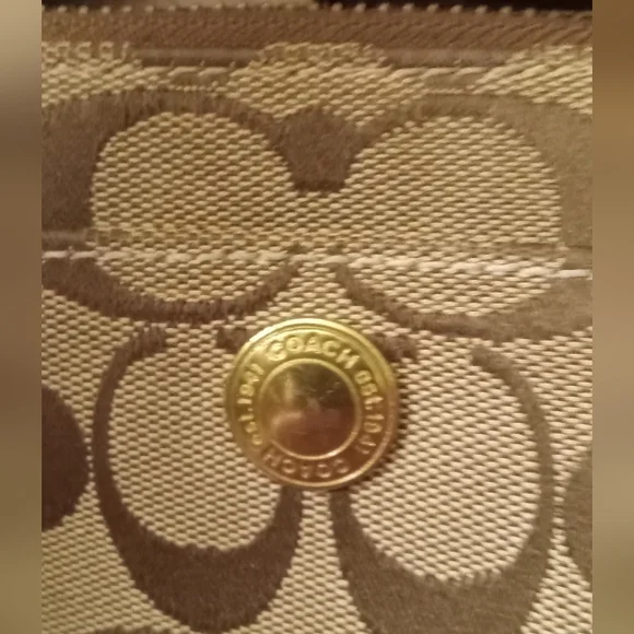 Coach Tan & Brown Crossbody Bag EUC - Picture 4 of 8